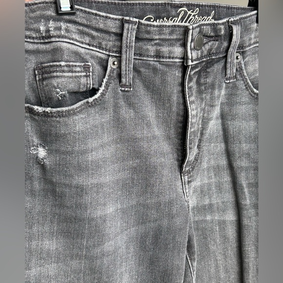 Universal Thread gray-wash High rise skinny jeans size 2/26 - Picture 5 of 7
